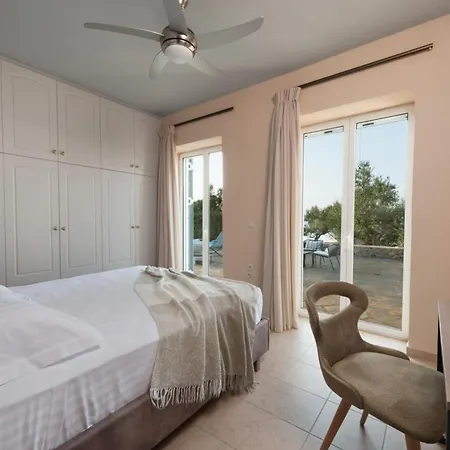 Stunning Messinia - Platinum Private Pool Sea View - Private Pool & Sea Views Villa